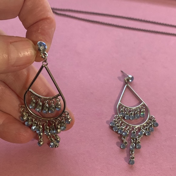 Gorgeous chandelier earrings - Picture 5 of 5
